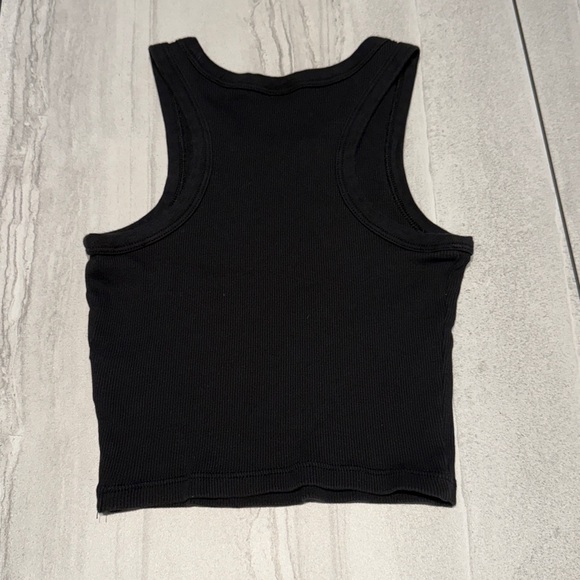 Sunday Best Aritzia Bundle of 2 Cropped Tank Tops - Picture 8 of 8